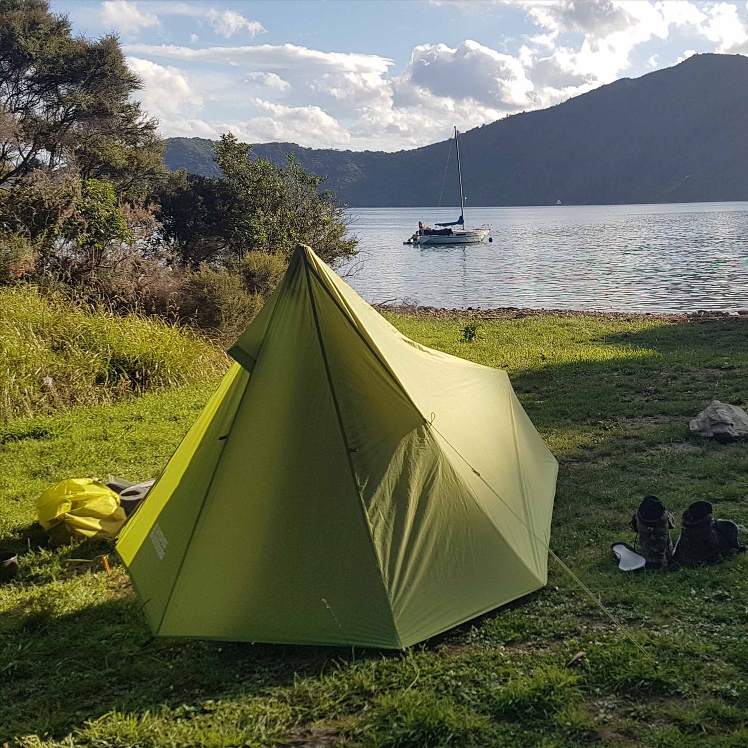 Intents Intents Outdoors Ultrapack DW - Ultralight Nylon 1 Person Hiking Tent, 910g Double Wall