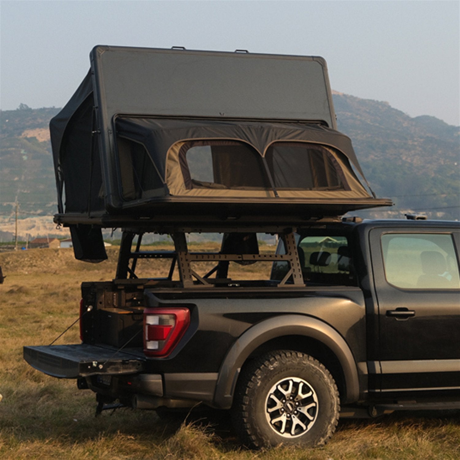Wild Land Desert Cruiser Plus 130 | Aluminium Hard Shell Family Roof Top Tent