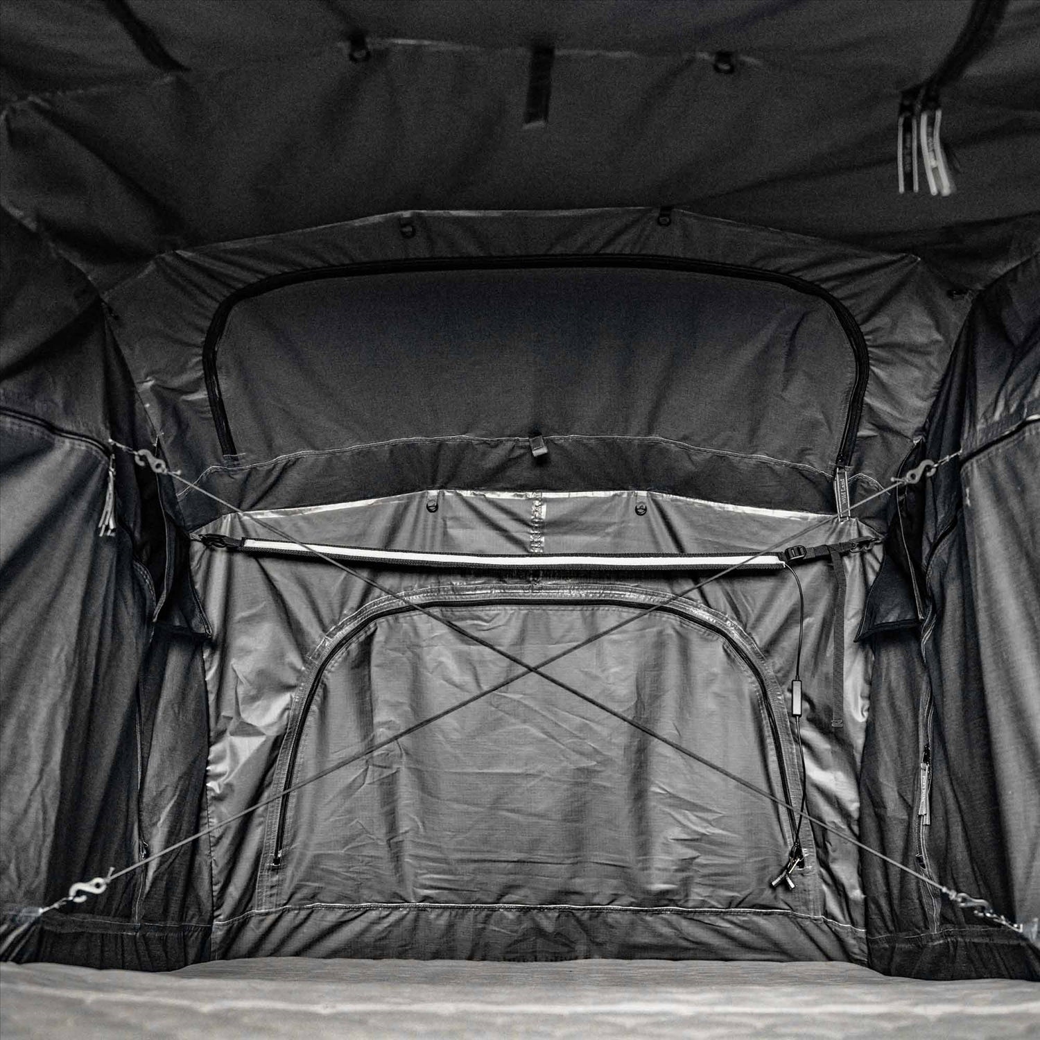 Wild Land Wild Land Lite Cruiser Roof Top Tent - Just 38kg