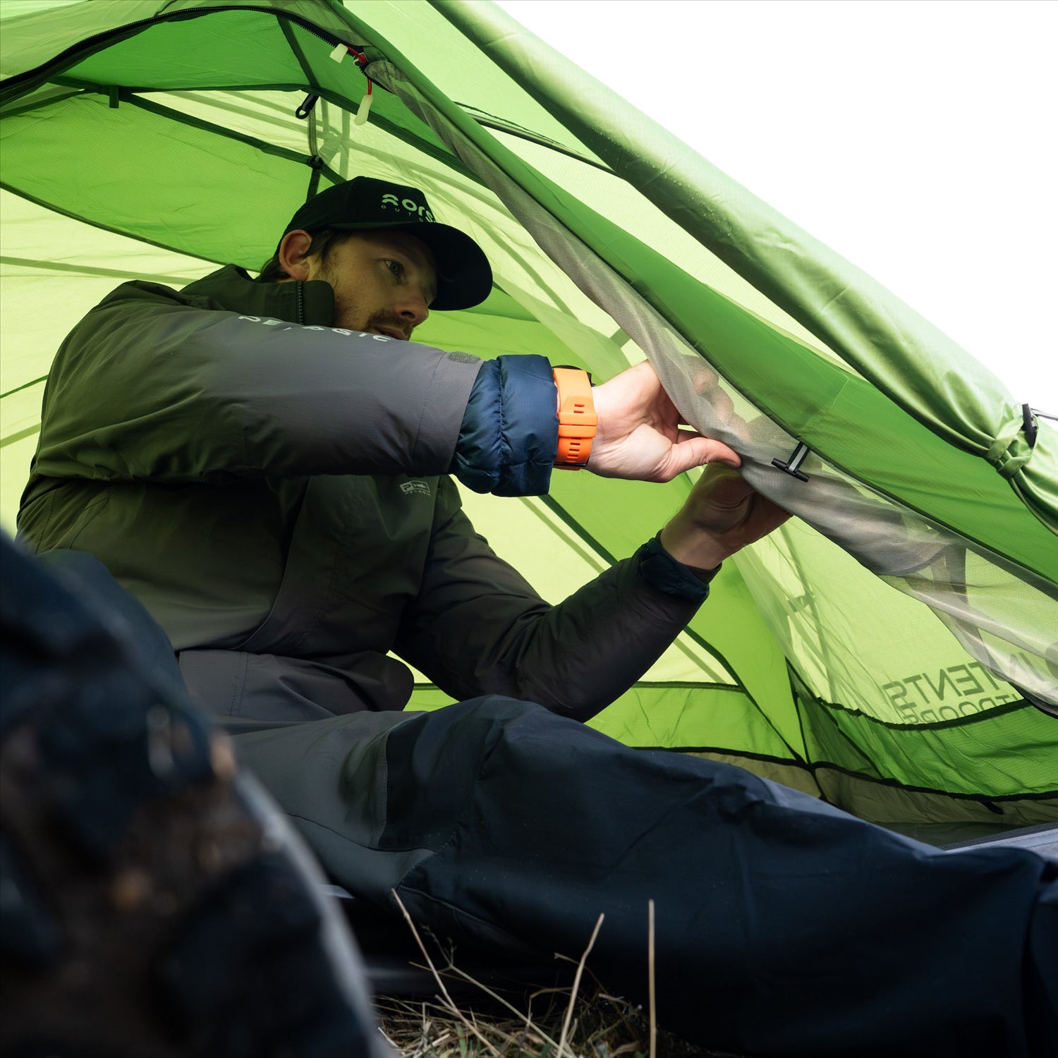 Intents Intents Outdoors MCX 1 - Lightweight 1 Person Tent 1.95kg