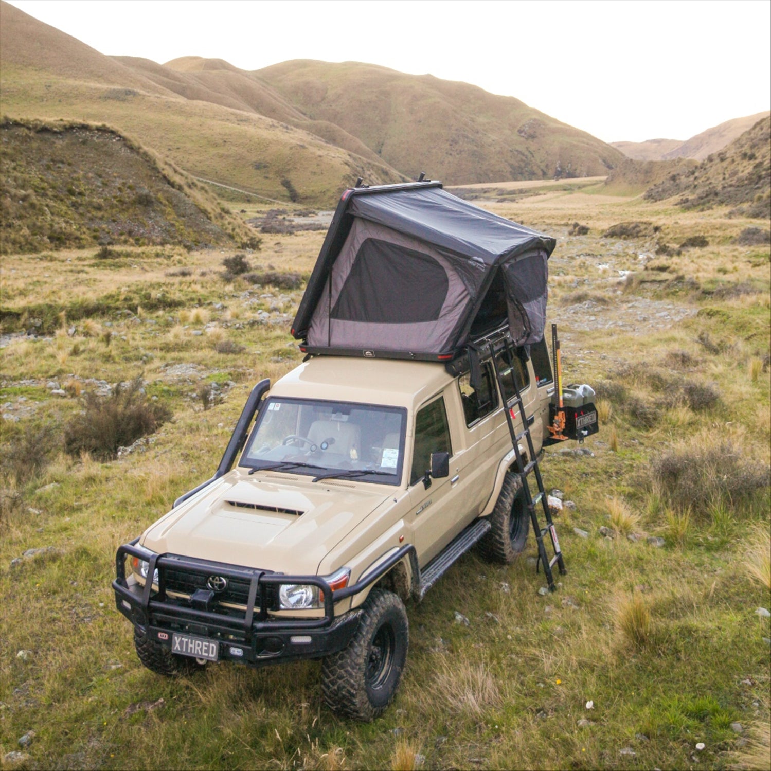 Wild Land Wild Land DC2 Aluminium Hard Shell Roof Top Tent Includes Free Cargo Racks - 120cm or 140cm Wide