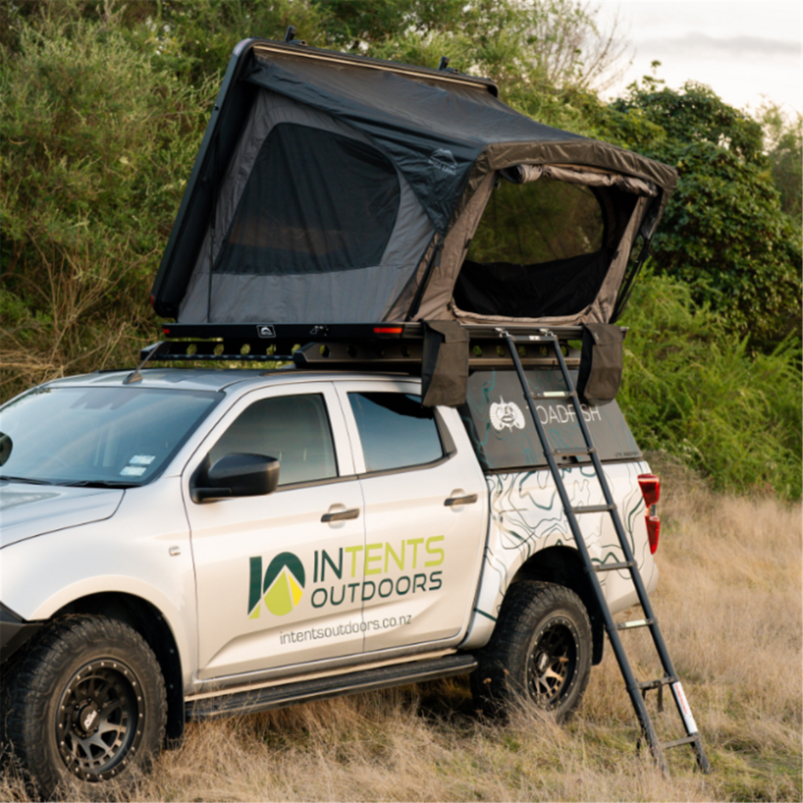 Wild Land Wild Land DC2 Aluminium Hard Shell Roof Top Tent Includes Free Cargo Racks - 120cm or 140cm Wide