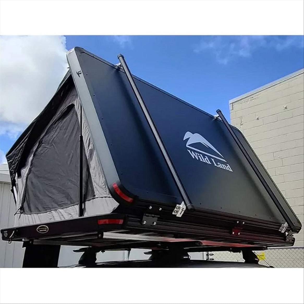 Wild Land DC2 Aluminium Hard Shell Roof Top Tent includes free cargo racks - 120cm or 140cm wide