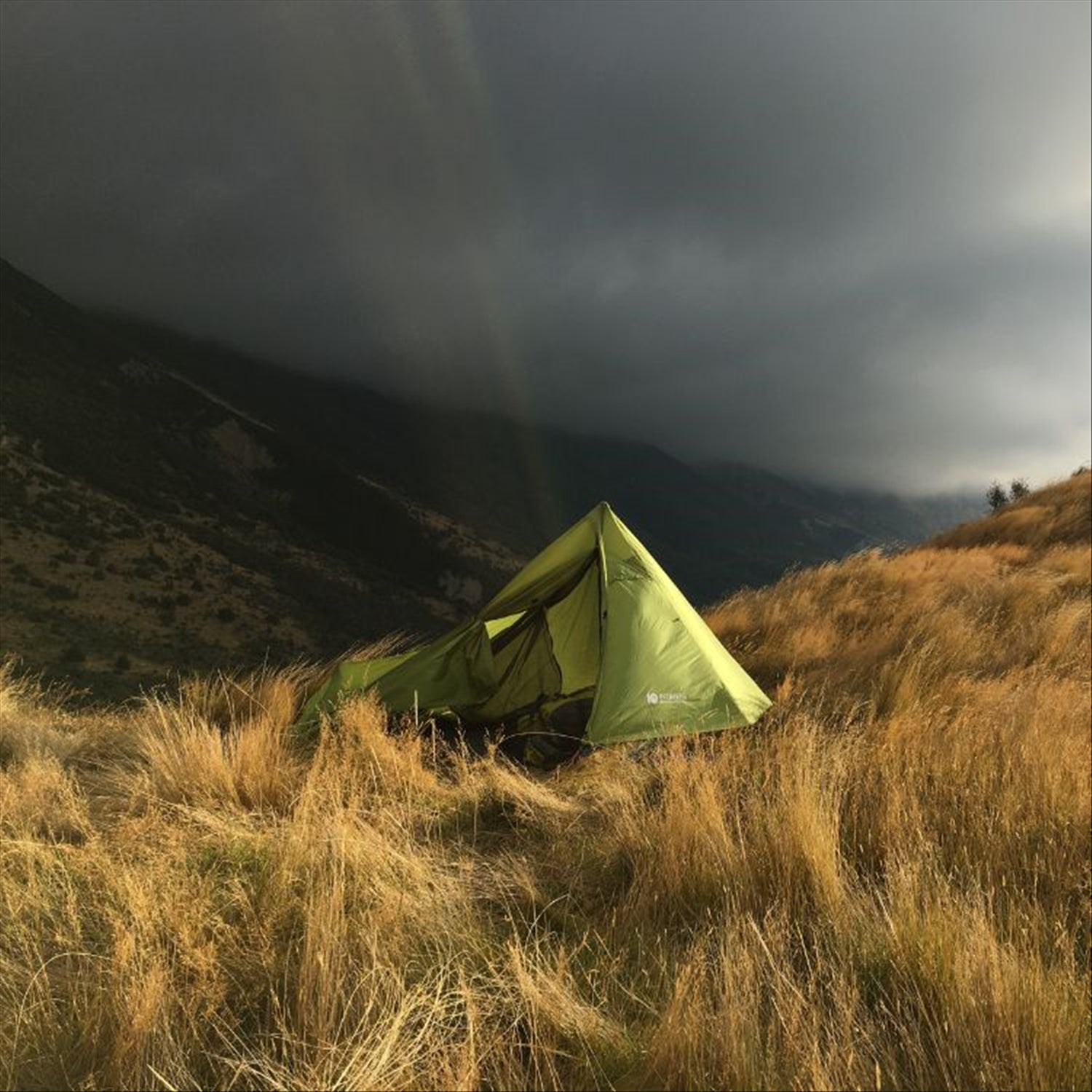 Intents Intents Outdoors Ultrapack DW - Ultralight Nylon 1 Person Hiking Tent, 910g Double Wall