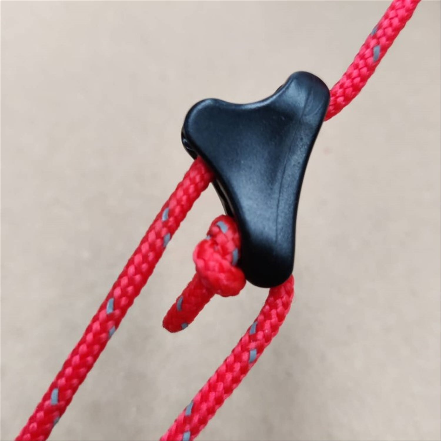 Tenioners - Triangle Line Locks for 2-3mm guy rope