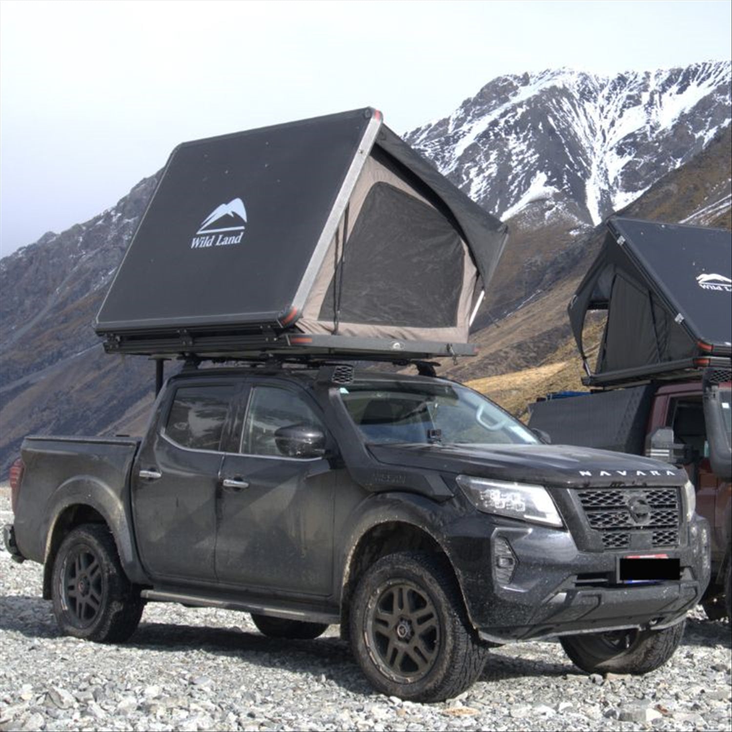 Wild Land DC2 Aluminium Hard Shell Roof Top Tent includes free cargo racks - 120cm or 140cm wide