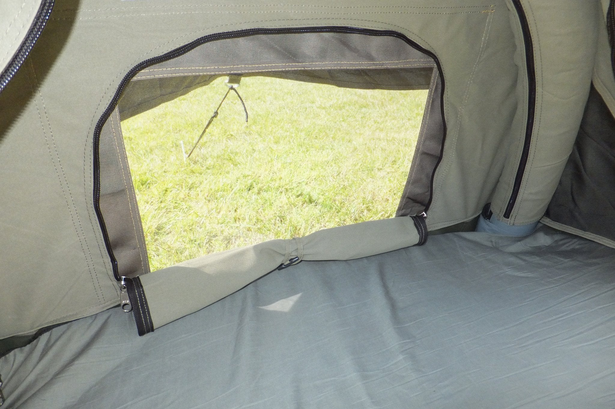 Inflatable Air Pole Swag - Freestanding King Single