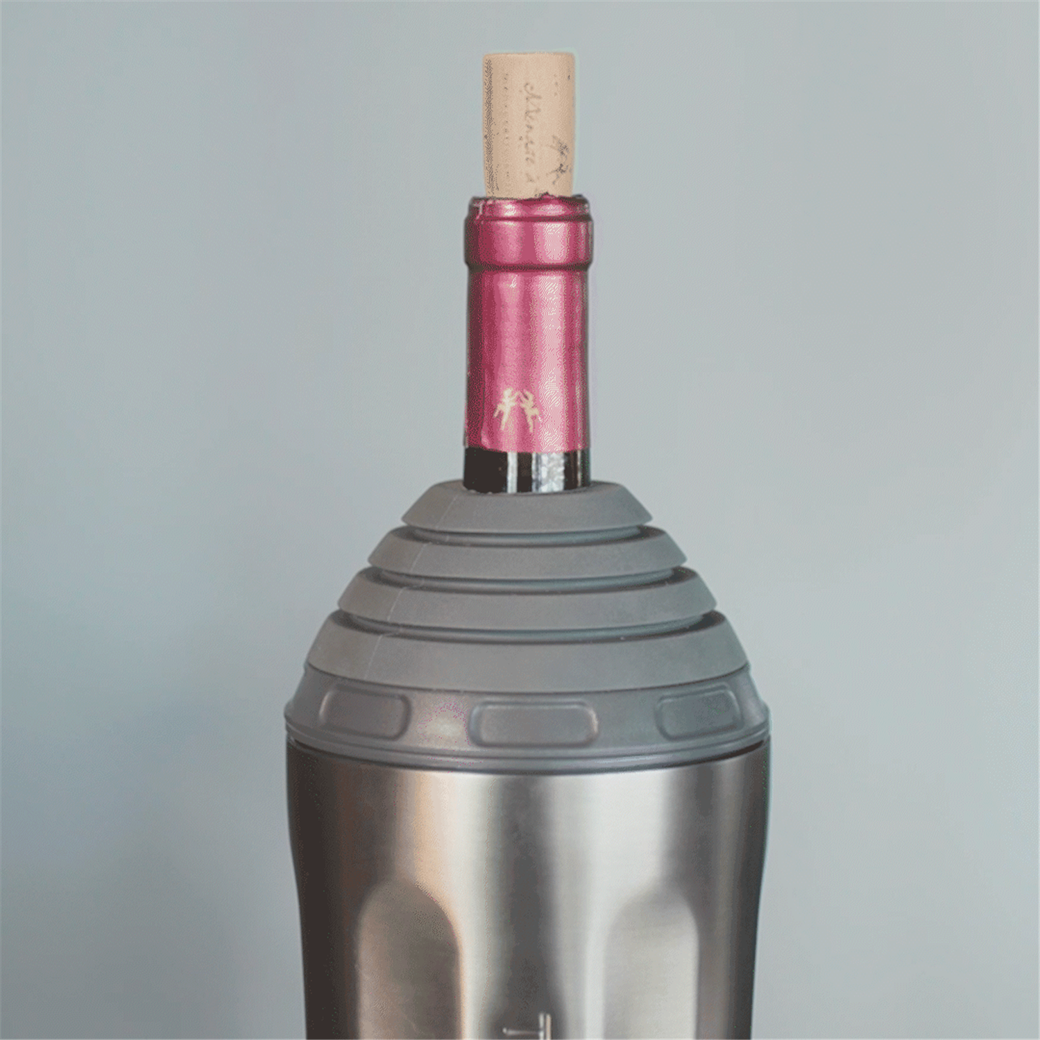 Toadfish Insulated Wine Chiller With Flexi-lock Pouring, Fits Most Bottles